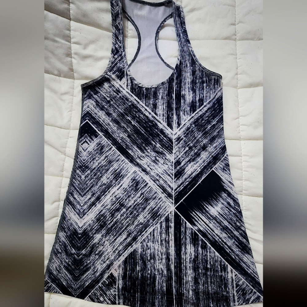 Lululemon cross back tank top